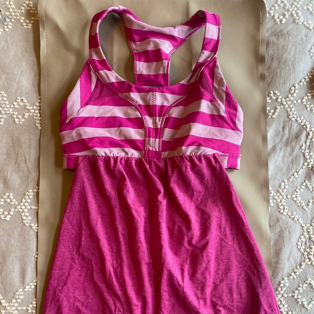 lululemon tank